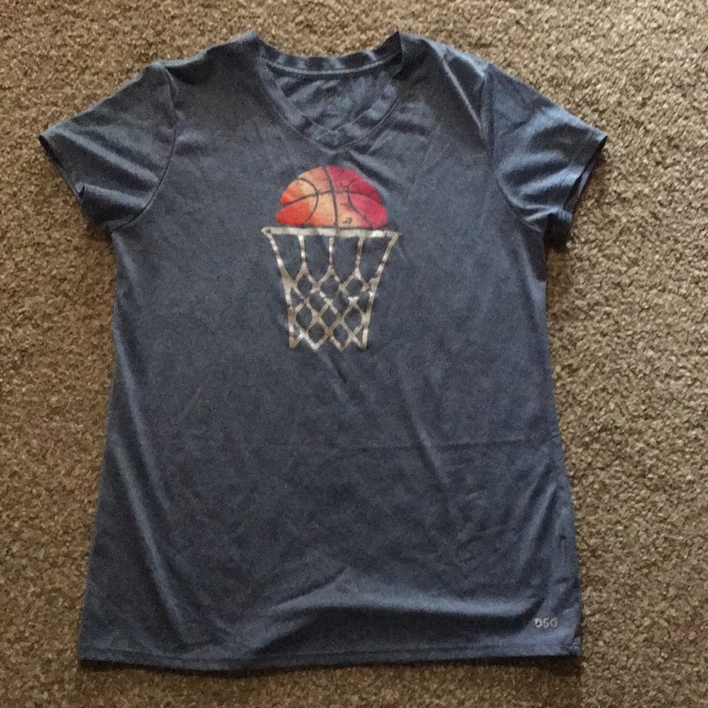 Xl DSG Girls basketball shirt 100% polyester
